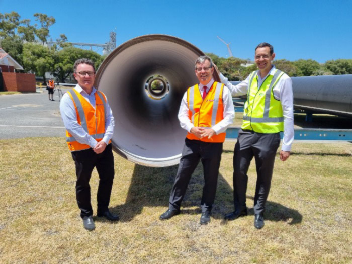 Water Minister Dave Kelly, Water Corporation CEO Pat Donovan and Steel Mains CEO Dean Connell announce plans to make 1600mm steel mains in WA