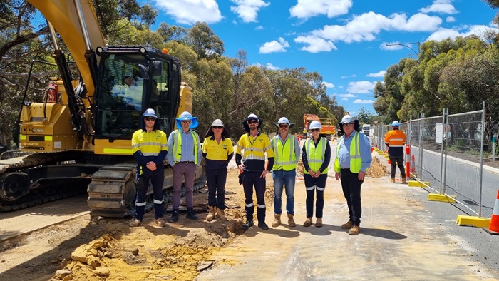 Water Corporation and lead contractor, Perth based DM Civil onsite at Bullsbrook as work commences on new wastewater pipeline