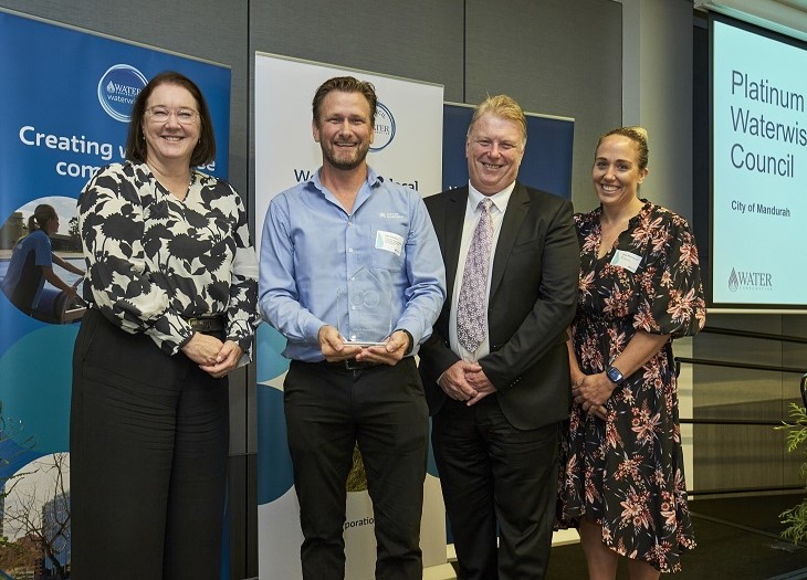 Andrea Sutton, Water Corporation's chair, with Mandurah's Senior Water Resources Officer, Dale Robinson, DWER Director General Alistair Jones and Casey Mihovilovich, CEO of the winning City of Mandurah 