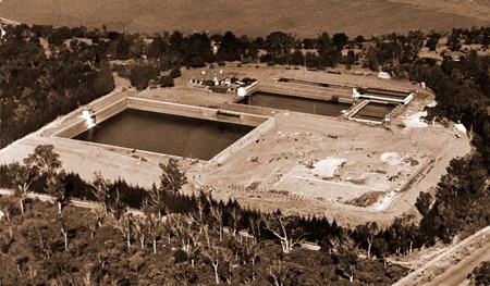 Aerial view of Mount Eliza reservoir in the early 1900's 