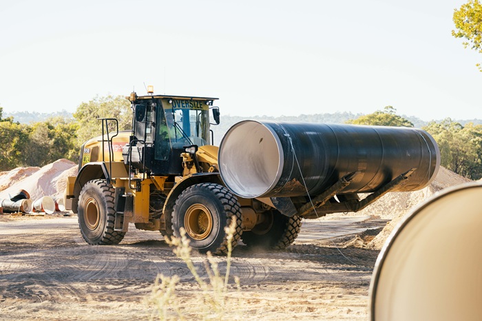 Construction of Helena Valley pipeline
