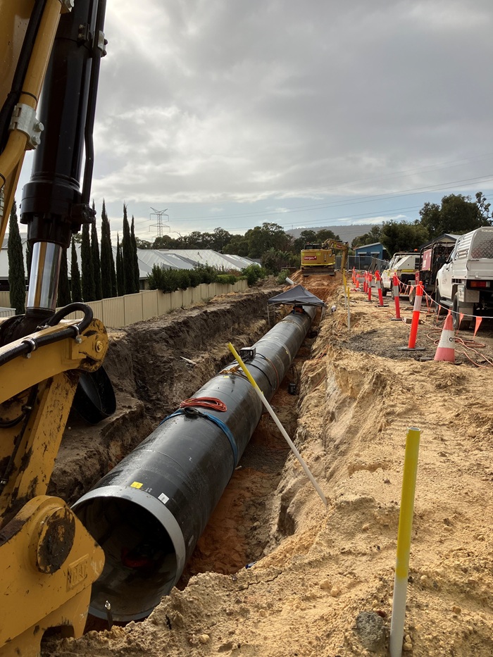 Construction of Helena Valley pipeline