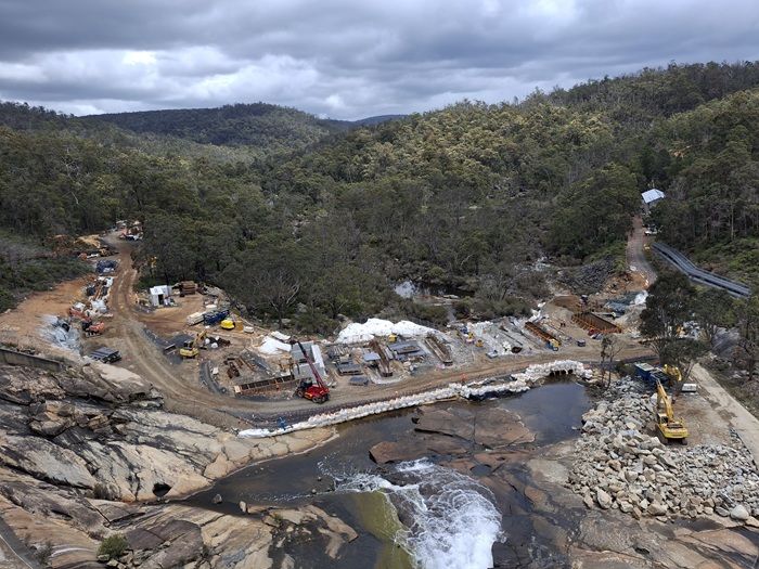 Wellington Dam construction