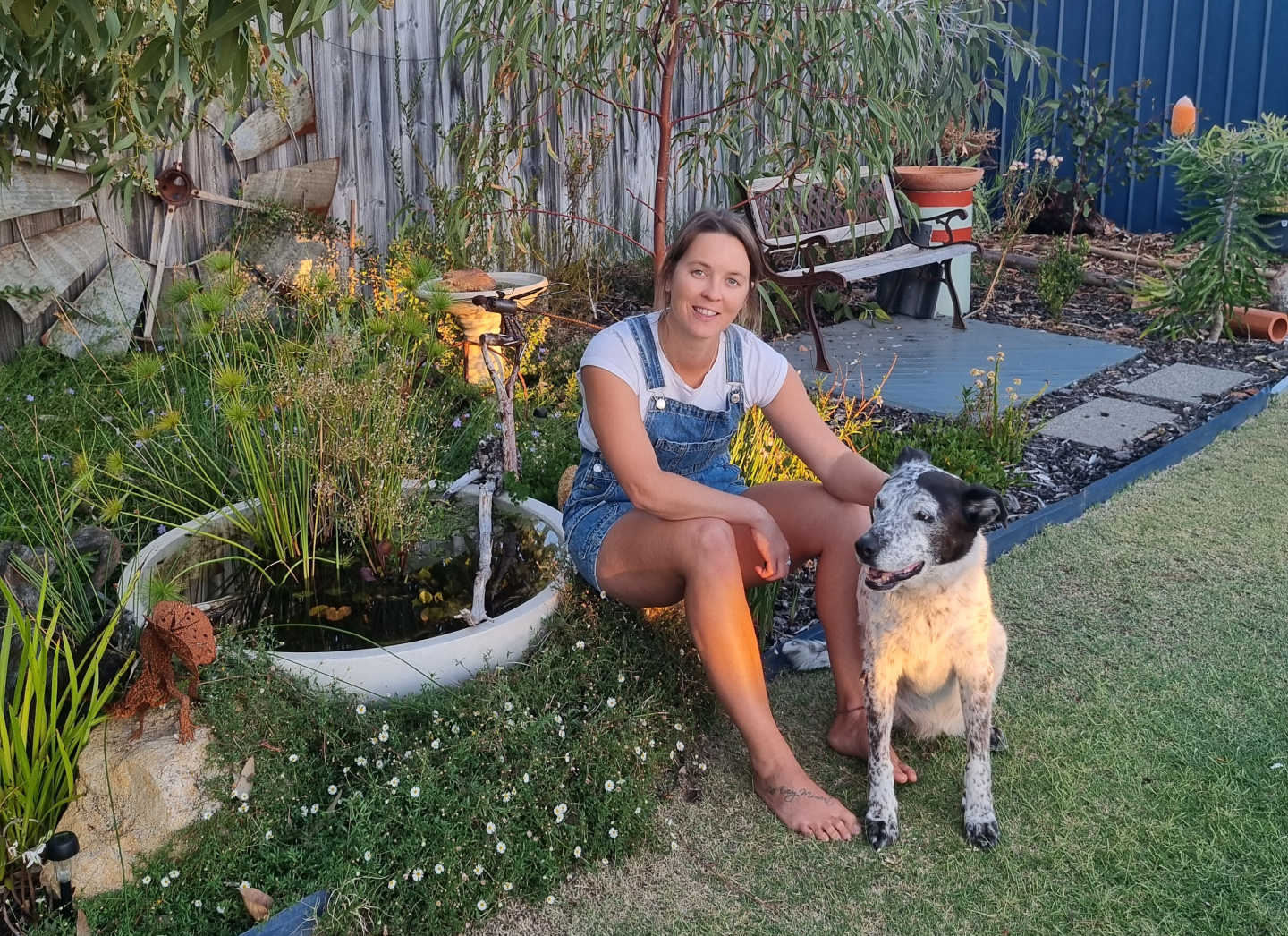 Angela Rasmussen transformed her tired-looking garden into a native oasis.