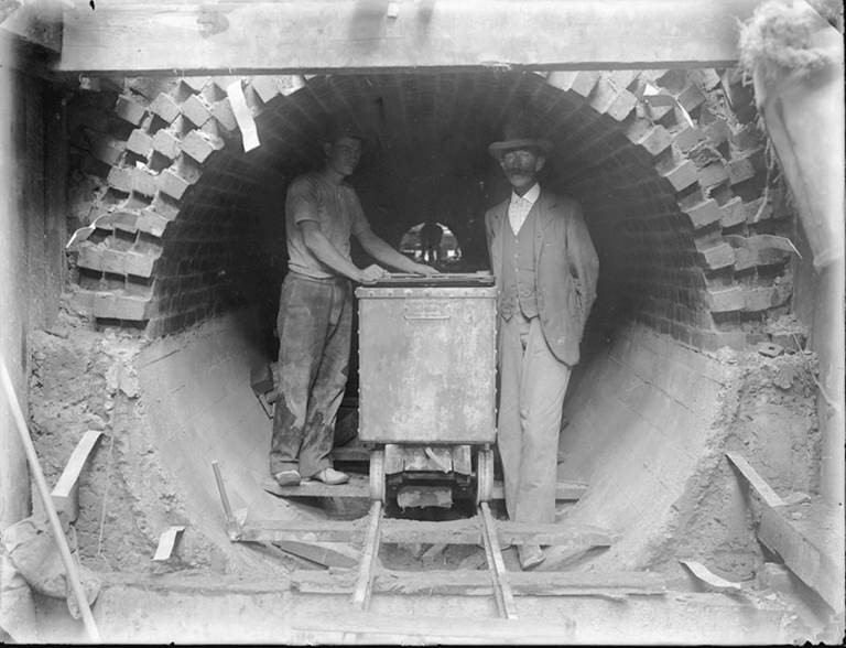 Construction of the Claisebrook Main Drain in 1912