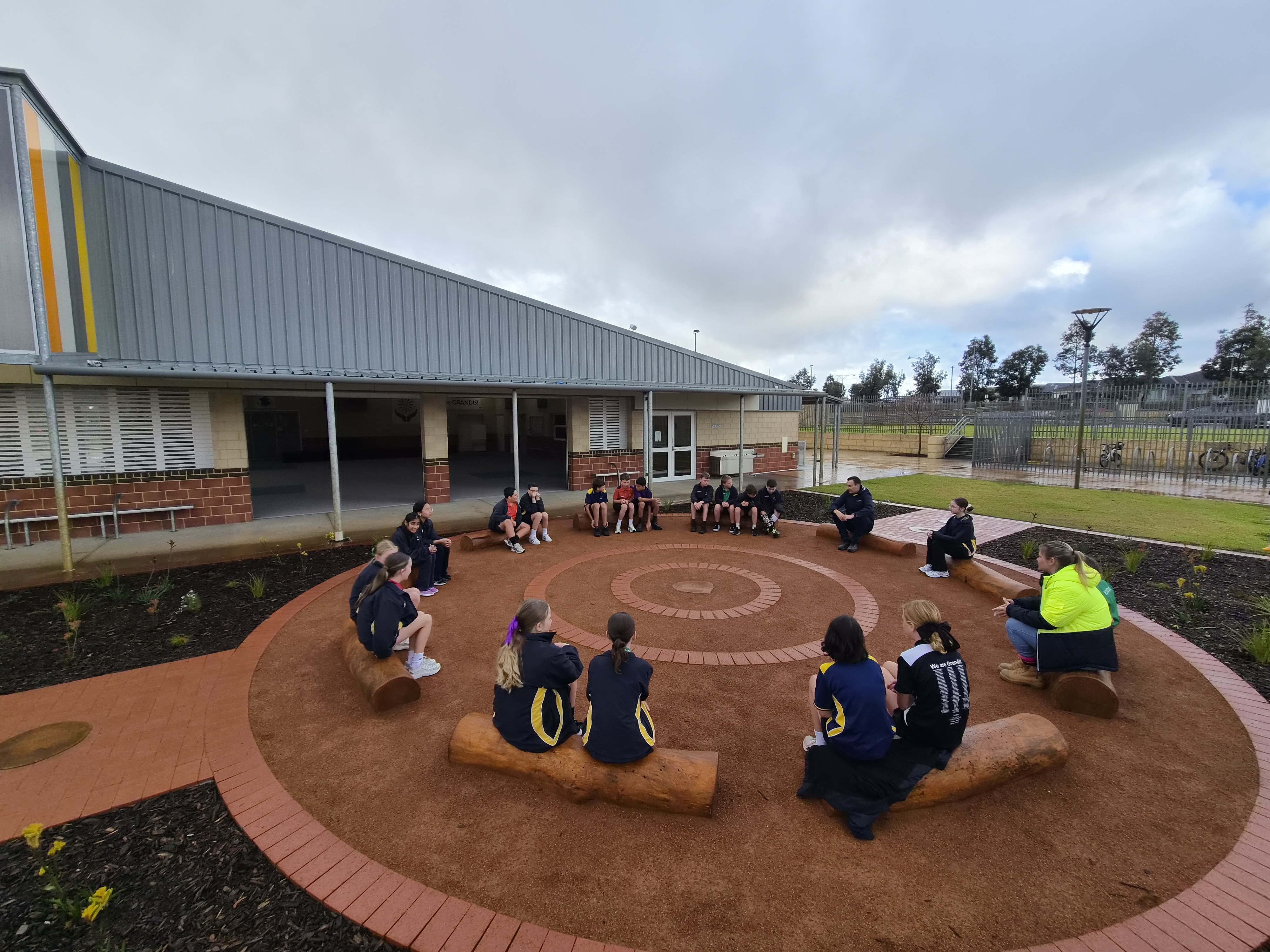 Yarning circle opening at Grandis Primary School